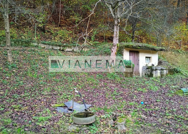 REZERVOVANÝ Exkluzívne ponúkame víkendový dom  Zubák