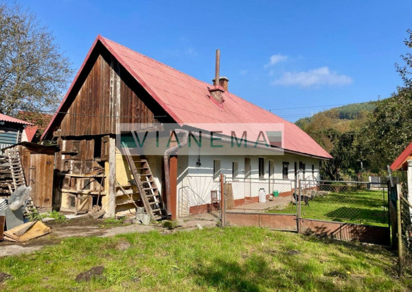 REZERVOVANÝ Exkluzívne ponúkame víkendový dom  Zubák