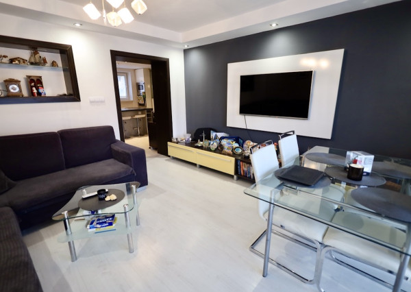 REZERVOVANÉ - Na predaj je jedinečný 2 izbový byt, centrum