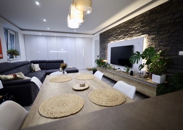 Rezervovné - Na predaj je 3 izbový byt v širšom centre mesta Martin