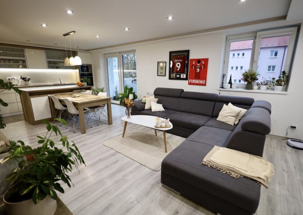 Rezervovné - Na predaj je 3 izbový byt v širšom centre mesta Martin