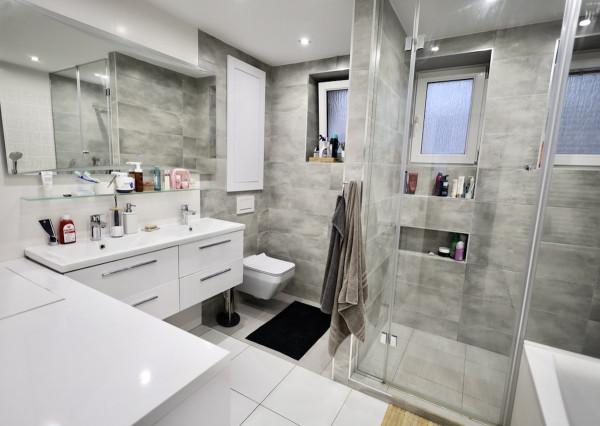 Rezervovné - Na predaj je 3 izbový byt v širšom centre mesta Martin