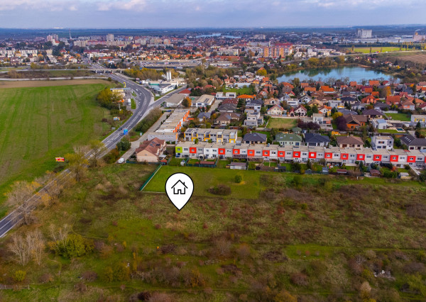 IBA U NÁS! Investičná príležitosť! Pozemok Senec