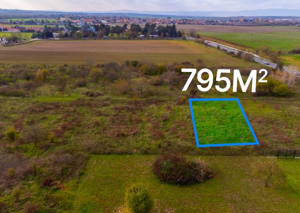 IBA U NÁS! Investičná príležitosť! Pozemok Senec