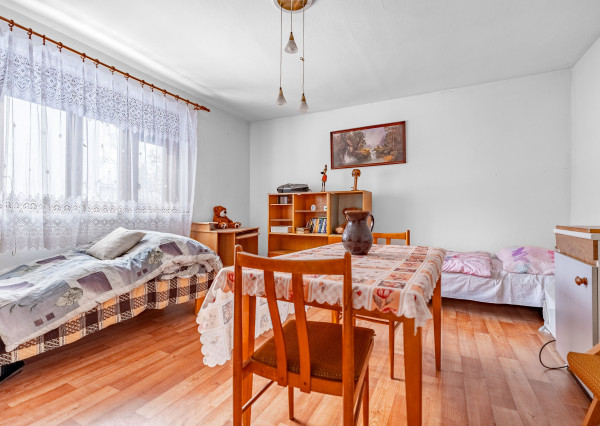 rezervované IBA U NÁS! Na predaj rodinný/víkendový dom Udiča