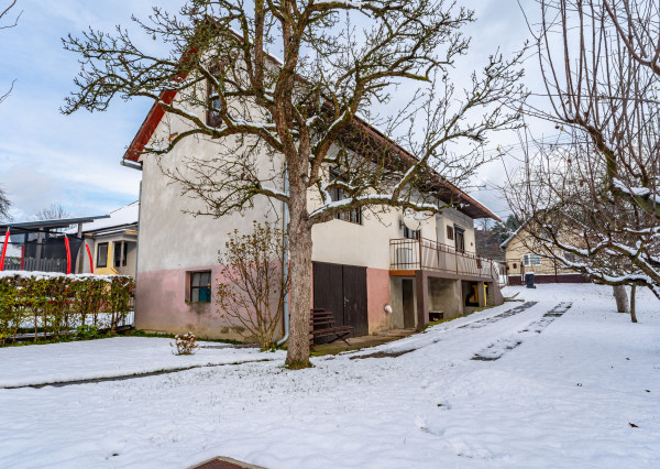 rezervované IBA U NÁS! Na predaj rodinný/víkendový dom Udiča
