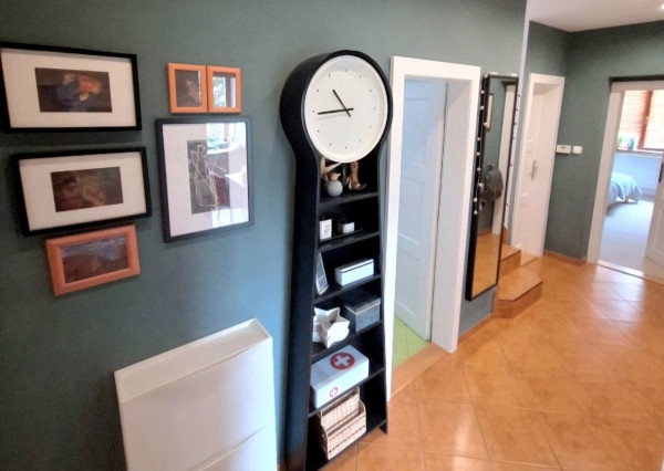 IBA U NÁS! Rodinný dom s väčšou záhradou - Lednické Rovne