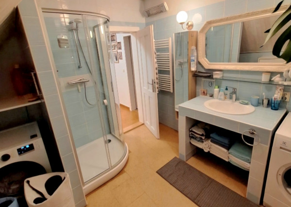 IBA U NÁS! Rodinný dom s väčšou záhradou - Lednické Rovne