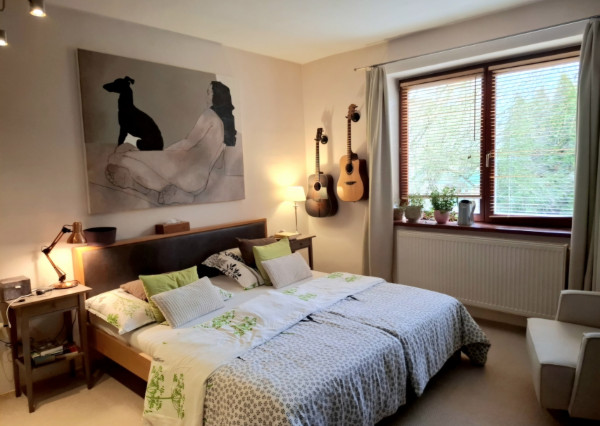 IBA U NÁS! Rodinný dom s väčšou záhradou - Lednické Rovne