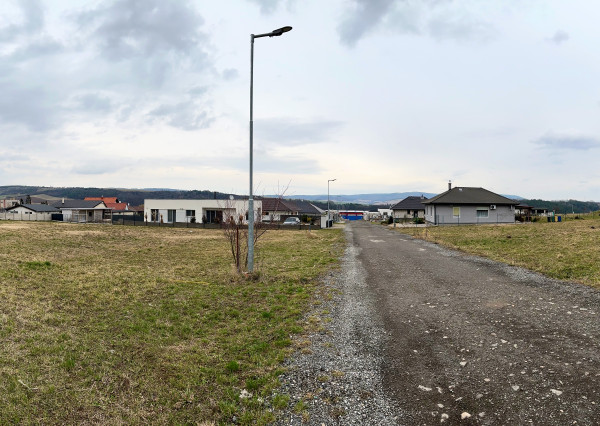 Na PREDAJ! Lukratívny pozemok, v obci Záhradné, Prešov