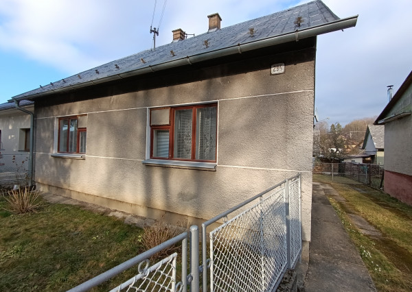 Predaj RD v lukratívnej turistickej oblasti na Mojtíne
