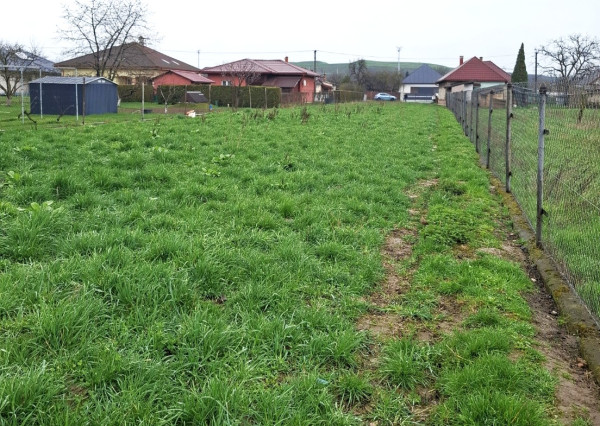 Na PREDAJ! Slnečný stavebný pozemok v obci Veľká Ida, Košice