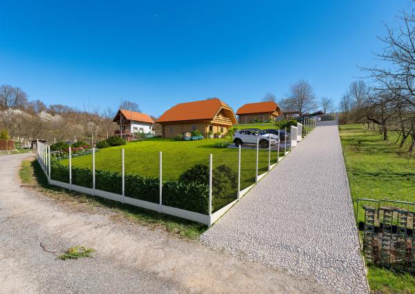 IBA U NÁS! Ponúkame 2 slnečné pozemky, Mikušovce