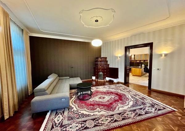 Nadštandardný byt v diplomatickej štvrti, Bratislava-centrum