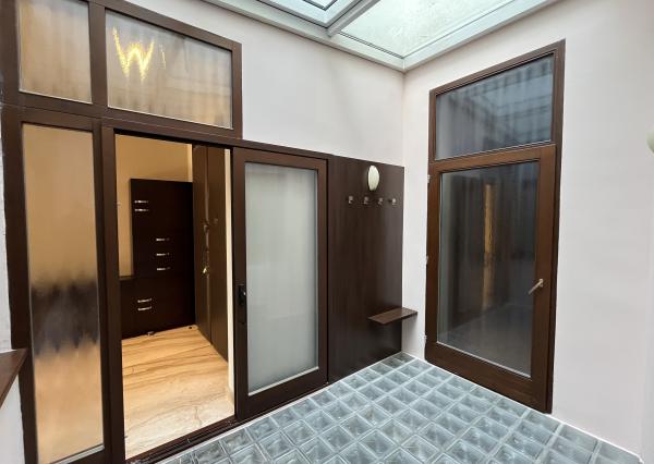 Nadštandardný byt v diplomatickej štvrti, Bratislava-centrum