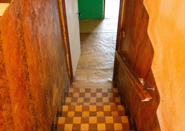 IBA U NÁS! REZERVOVANÉ! Veľký RD s úžit.200m2 a pozem.946 m2