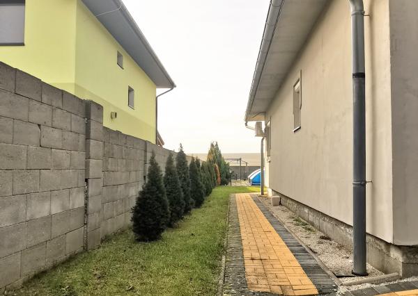 REZERVOVANÝ IBA U NÁS! Veľkorysý rodinný dom len 9 km od Nitry