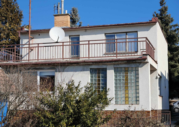 Rodinný dom na predaj Levice - pozemok 680 m²