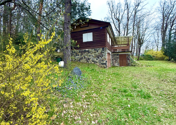 Znížená cena ! Ponúkame na predaj chatu vo Vyšná Kamenica