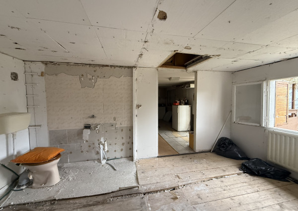 Znížená cena ! Ponúkame na predaj chatu vo Vyšná Kamenica