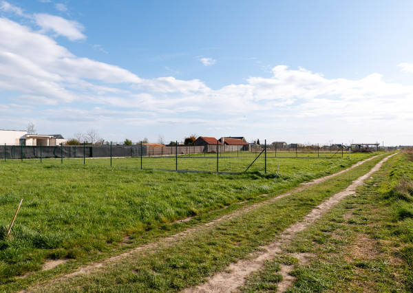 IBA U NÁS! Na predaj stavebné pozemky Nové Košariská
