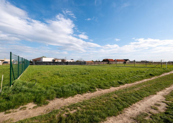 IBA U NÁS! Na predaj stavebné pozemky Nové Košariská