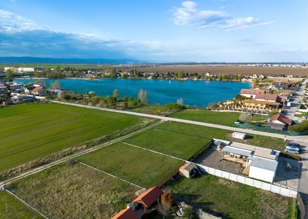 IBA U NÁS! Na predaj stavebné pozemky Nové Košariská