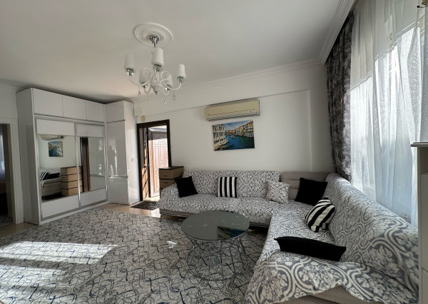 IBA U NÁS! Na predaj 3i apartmán s terasou v centre Kemeri, 130m2