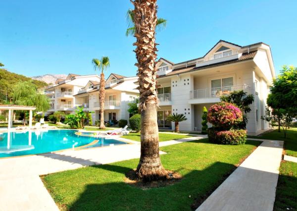 IBA U NÁS! Na predaj 4i mezon. apart.v centre Kemeri, 130m2