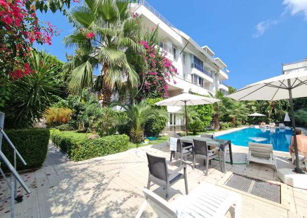 IBA U NÁS! Na predaj 4i apartmán s terasou v Kemeri, 180m2