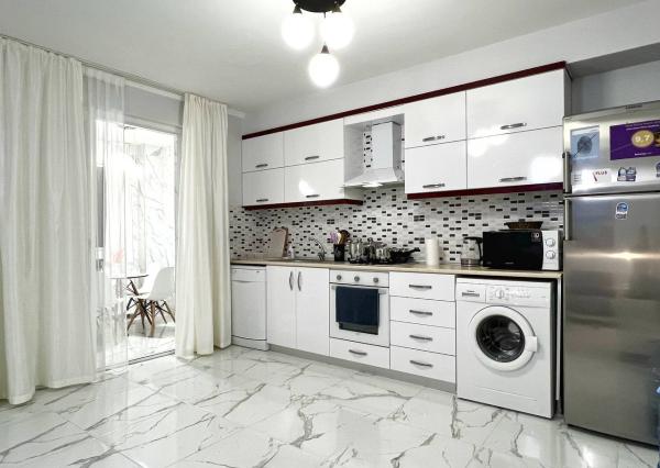 IBA U NÁS! Na predaj 4i apartmán s terasou v Kemeri, 180m2