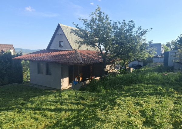 IBA U NÁS! Rekreačná chatka - Vinohrady, Nové Mesto n./V.