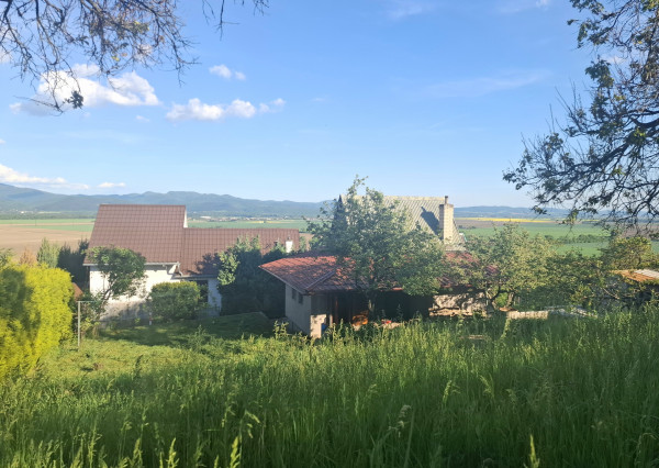 IBA U NÁS! Rekreačná chatka - Vinohrady, Nové Mesto n./V.