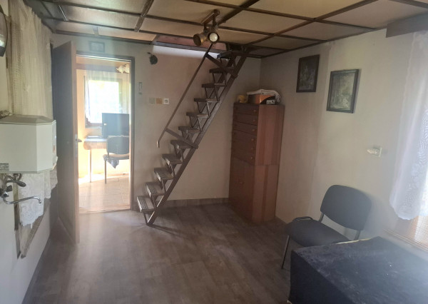 IBA U NÁS! Rekreačná chatka - Vinohrady, Nové Mesto n./V.