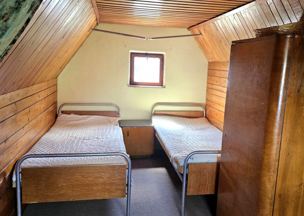 IBA U NÁS! Rekreačná chatka - Vinohrady, Nové Mesto n./V.