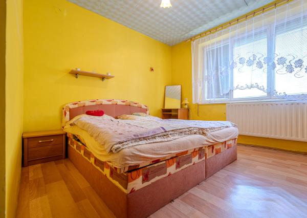 REZERVOVANÉ- IBA U NÁS! Predaj 2 izbový byt Púchov centrum len za 89999 €