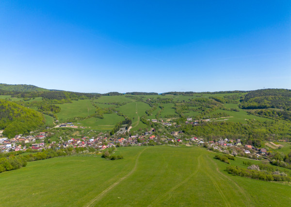 IBA U NÁS! Rekreačný pozemok pod lesom s výhľadom na Zubák