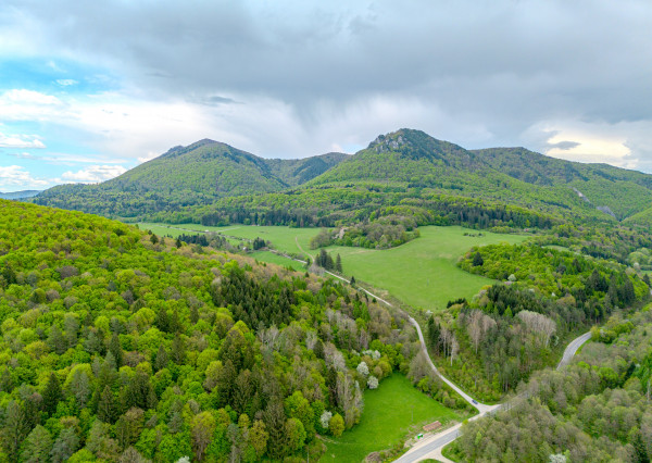IBA U NÁS! Pozemok na stavbu chaty s výhľadom nad Belušou