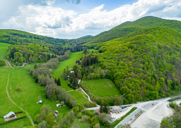 IBA U NÁS! Pozemok na stavbu chaty s výhľadom nad Belušou