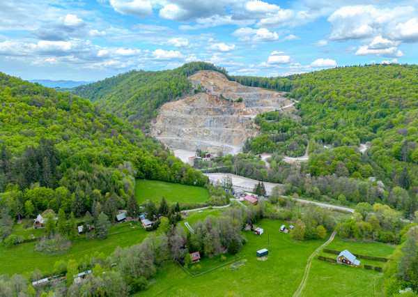 IBA U NÁS! Pozemok na stavbu chaty s výhľadom nad Belušou