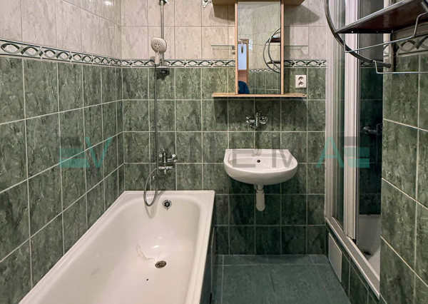 IBA U NÁS! Znížená cena! 3 izbový byt s loggiou, Rožňava