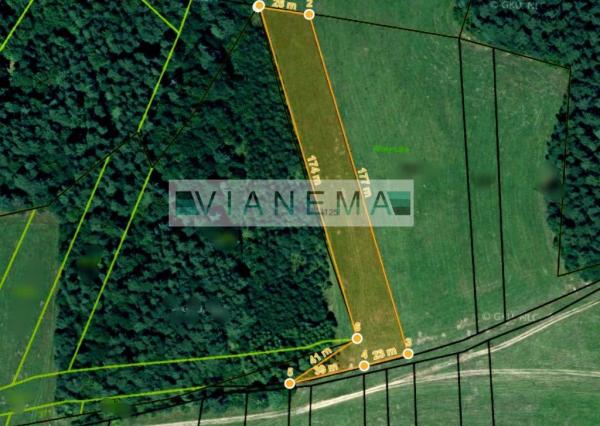 IBA U NÁS! Pozemok na rekreáciu s výhľadom nad obcou Zubák