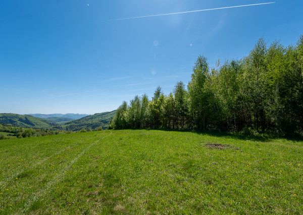 IBA U NÁS! Pozemok na rekreáciu s výhľadom nad obcou Zubák