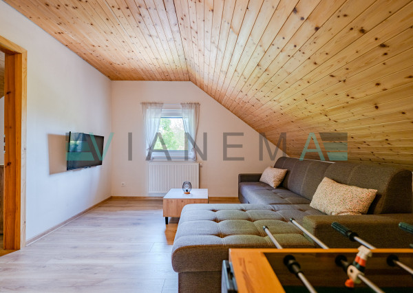 IBA U NÁS! Wellness chata so súpisným číslom na hranici SR/ČR