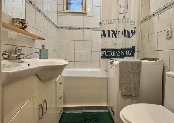 IBA U NÁS! Útulný 2-izbový byt Krížna BA - Staré Mesto