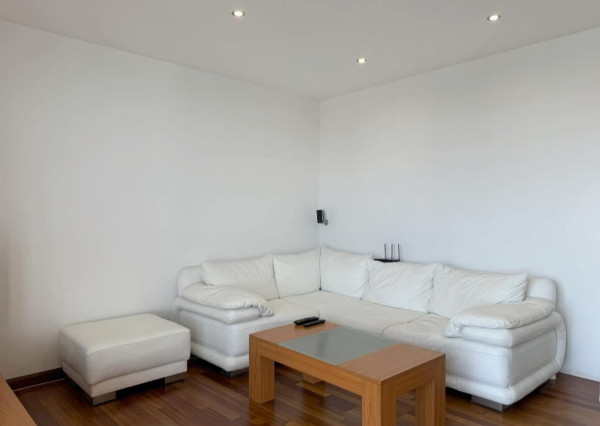 IBA U NÁS! Na prenájom 2-izbový byt s parkovaním - Nivy