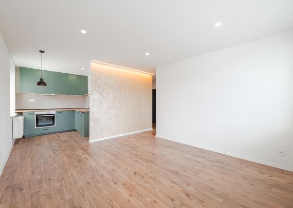 REZERVOVANÝ! 3-izb byt po kompletnej rekonštrukcii v Medzeve