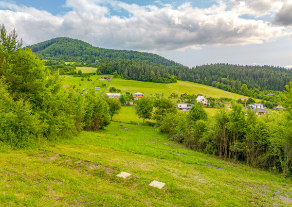 IBA U NÁS! Na predaj rekreačný pozemok v obci Udiča, 2.214m2