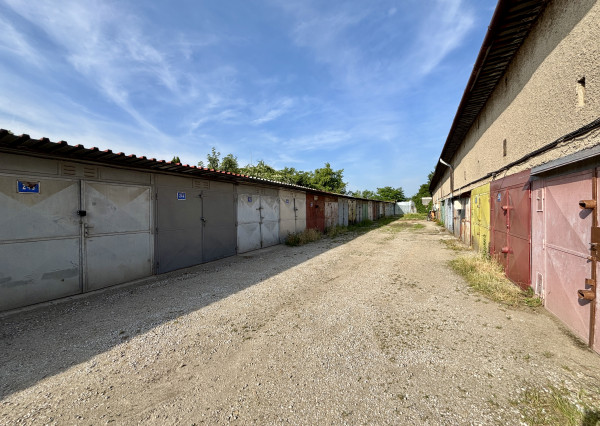 NA PREDAJ GARÁŽ, výhodná investícia - Krakovská, Košice -JUH