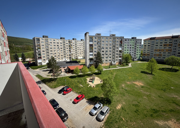 IBA U NÁS! 3 izbový byt, loggia, Juh,  Edelényska, Rožňava